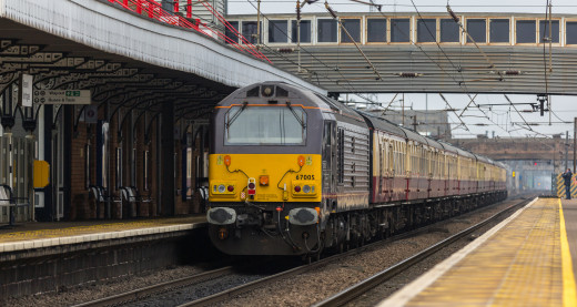 929629 (a): :2048x1088